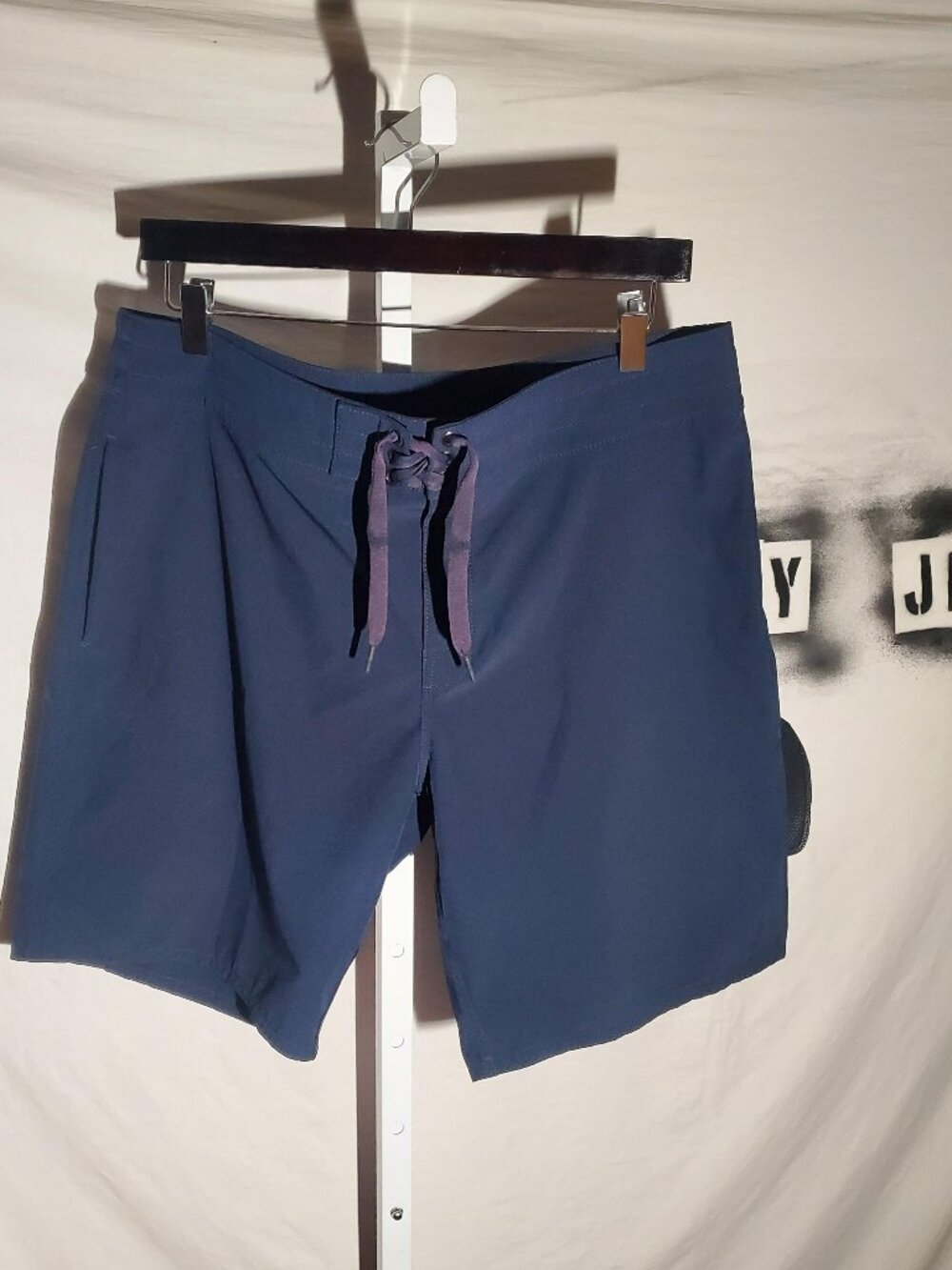 Birdwell Navy Blue Board Shorts with Pockets Sz 35